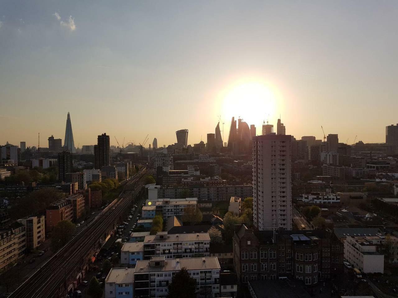 Modern 1 Bedroom Apartment In E1 With Great Views London Ngoại thất bức ảnh